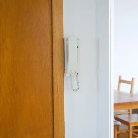Innenstadt 3 Zimmer Altbauwohnung Apartment